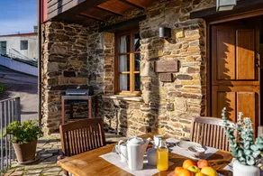 Casa con griglia e terrazza | Vista sulla montagna - Image 2