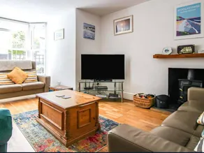 Family-oriented cottage with garden | River view | Close to the beach | Pet-friendly - Image 2