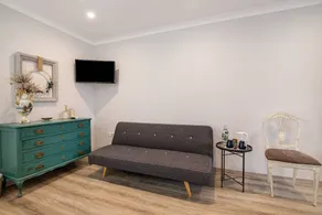 Chambre privée avec terrasse, jardin et piscine | Vue jardin - Image 2