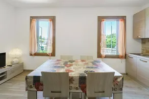 Beautiful flat with garden | Garden view - Image 3