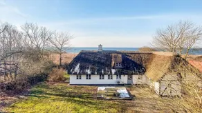 Ample holiday home with hot tub, sauna & terrace | Pets are welcome - Image 3