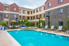 Kinderfreundliches gemütliches Studio mit Whirlpool, Grill und Pool - Image 3