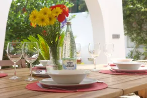 Holiday home with BBQ, garden & terrace | Garden view - Image 4