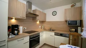 Fully equipped pleasant flat with pool, barbecue & garden | Garden view - Image 5