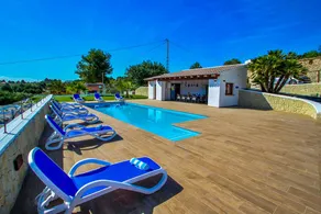 Fully equipped lovely villa with private pool, garden & BBQ | Mountain view | Good for workation - Image 5