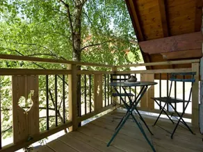 Holiday apartment with barbecue & garden - Image 5