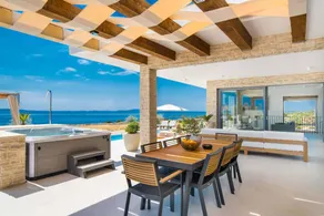 Villa with private pool, terrace & sauna | Beach view - Image 4
