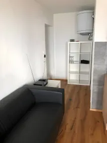 Appartement de vacances avec barbecue, piscine et jardin | Vue jardin - Image 4