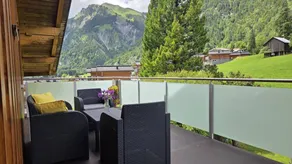 Children-friendly pleasant flat with terrace - Image 3