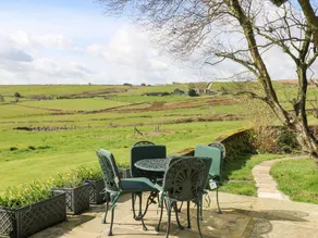 Cottage with garden - Image 5