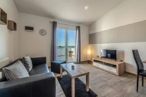 3 Zimmer Apartment mit Terrasse und Seeblick - Image 4