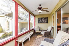 Villa with hot tub & BBQ - Image 2