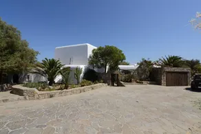 Villa avec jardin, barbecue et piscine privée | Vue plage - Image 5