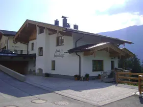 Flat with barbeque, garden & terrace - Image 5
