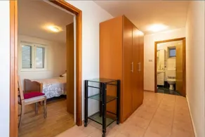 Flat with terrace | Garden view - Image 5