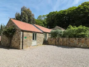 Cottage with garden | Pets are welcome - Image 2