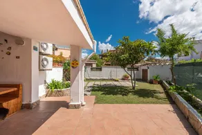 House with terrace & garden | Garden view | Close to the beach - Image 2