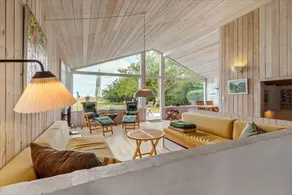 Fully equipped pleasant holiday home with sauna, barbecue & terrace | Sea view | Beach nearby | Pet-friendly - Image 3