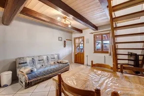 Cottage with terrace, garden & barbecue - Image 2