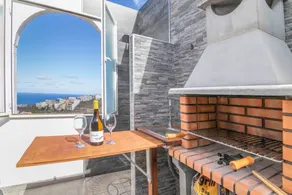 Fully equipped house with BBQ, terrace & fast internet | Sea view | Suitable for remote work - Image 2