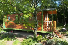 Casa vacacional con barbacoa, terraza y jardín | Vistas al jardín - Image 2