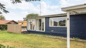 House with garden & terrace - Image 3