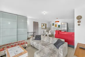 Apartment 'A Little Piece of Paradise in Puy Sanières' with Lake View, Private Terrace & Wi-Fi - Image 5