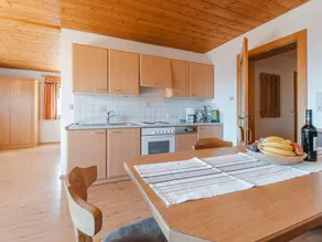 Flat with terrace - Image 4