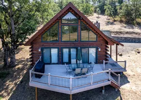 Holiday home with barbeque | Mountain view - Image 2