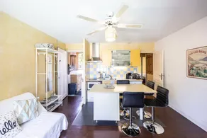 Familienfreundliche gemütliche Wohnung mit Garten, beheiztem Pool und Sauna | Seeblick | Haustiere erlaubt - Image 3