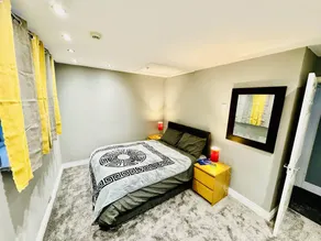 House | Mountain view - Image 2