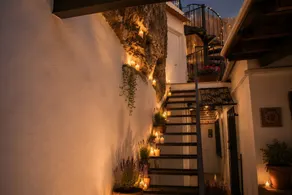 Lovely villa with garden & terrace | Garden view - Image 3