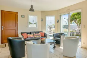 House with terrace, garden & barbeque | Garden view - Image 3