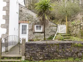 Cottage with garden | Beach view - Image 2