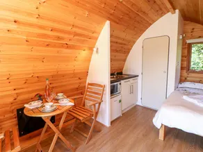 Casa rural con jardín y jacuzzi - Image 4