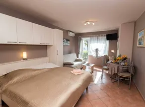 Beachfront Crikvenica Apartments With Sea View - Image 5