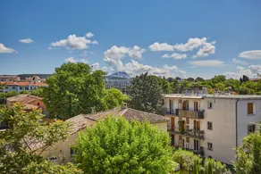 Appartement en copropriété avec piscine et terrasse | Vue ville - Image 5