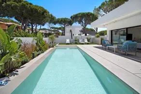 Villa with barbecue, private pool & terrace - Image 2