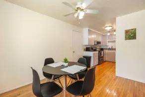 Cozy 2BR Home in Lynnwood w Backyard - Image 4