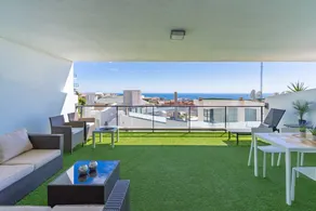 Appartement de vacances entièrement équipé avec terrasse et piscine | Vue mer | Idéal pour le télétravail | Avec animaux acceptés - Image 2