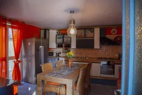 Appartement avec barbecue, piscine et jardin | Vue jardin | Avec animaux admis - Image 3
