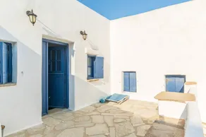 Holiday Home 'Kykladen White House' with Mountain View and Shared Terrace - Image 2