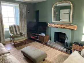 Cottage with garden - Image 4