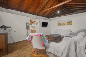 Holiday home with BBQ, terrace & garden | Mountain view - Image 2