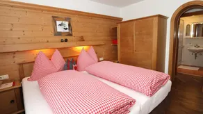 Flat with 4 bedrooms for 8 persons - Image 3