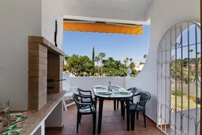 Agréable maison de vacances avec jardin, barbecue et terrasse - Image 3
