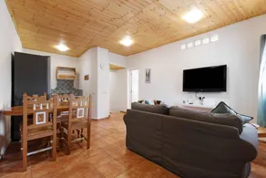 Holiday apartment | City view - Image 4