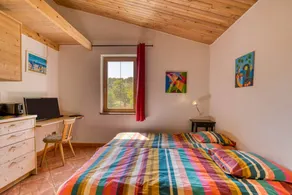 Lovely Riverside Studio with shared pool and private terrace - Image 5