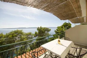 Apartments Mira Beachfront Bliss - Image 3