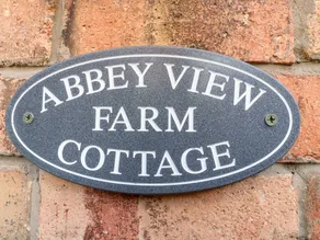 Family-oriented lovely cottage with garden | Dogs allowed - Image 4